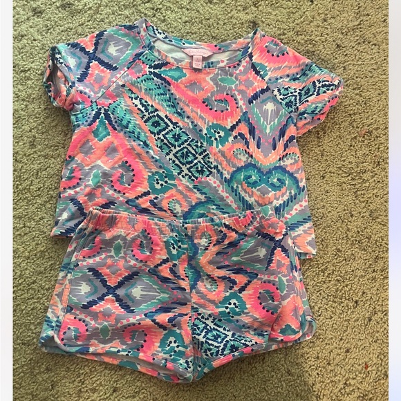 Lilly Pulitzer set - Picture 1 of 2